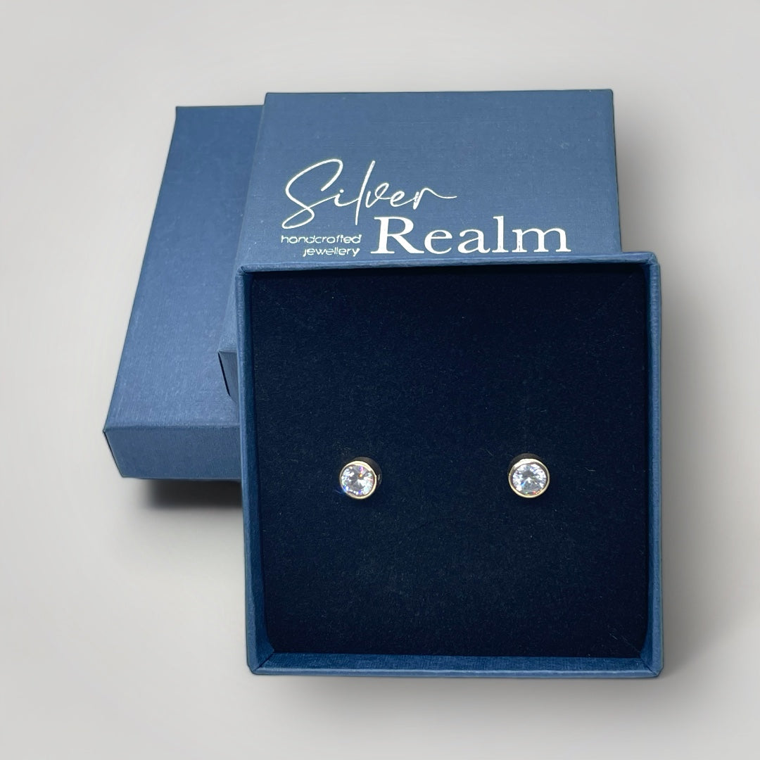 9ct gold cubic zirconia stud earrings